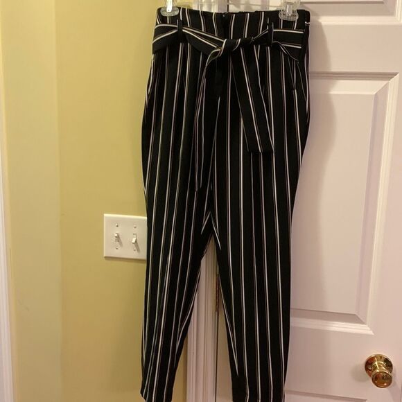 Body by Us Size Small black striped pants.  Pleated front with tie. - Picture 1 of 10